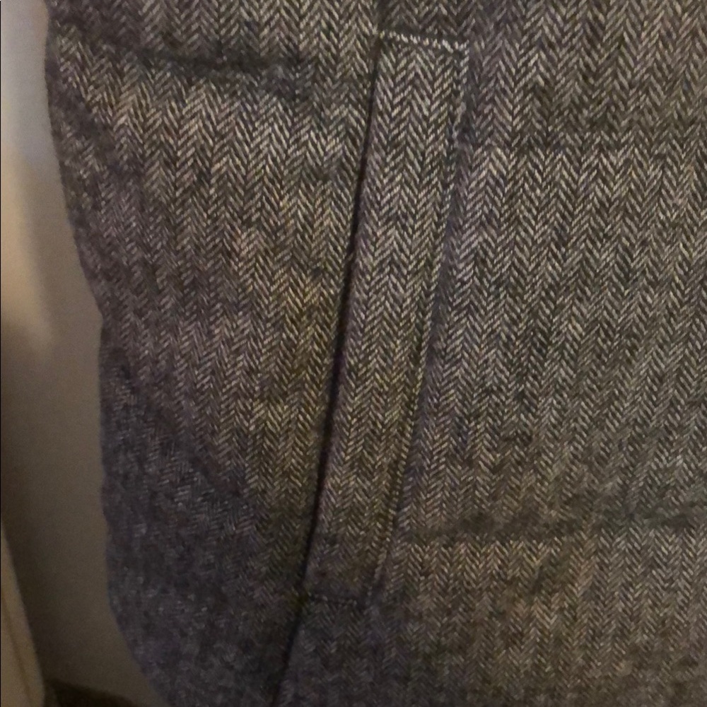 Old Navy Gray Quilted Vest - Picture 4 of 8